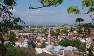 Сигнал за бомба затвори малка улица в центъра на Пловдив