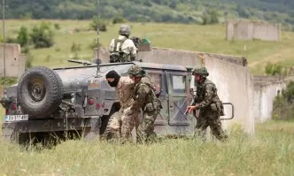 Евакуираха военен от мисията ни в Косово заради съмнения за COVID-19