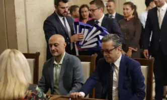 ГЕРБ подаде документи в ЦИК за участие на местните избори