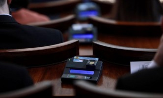 Разнобой в управляващата коалиция по темата за вдигане на максималния