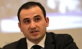 От Фейсбук профила на д р Александър Оскар⛔️ Никога повече означава