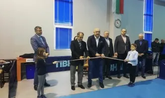 Кралев откри нова зала за тенис на маса в Пловдив