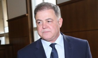 Обръщаме се към вас съмишленици и демократи които защитихте с