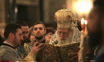 Патриарх Неофит: Днес молитвите ни са за всички носители на славния и несломим български дух