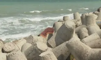Мъж се удави на неохраняем плаж в Равда