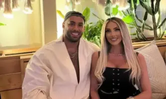 Плеймейтката Златка Райкова показа малкия Карен на първия му рожден