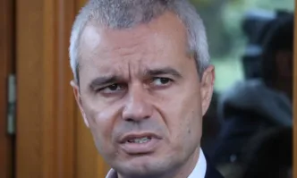Лидерът на Възраждане Костадин Костадинов не смята за грешка призивите