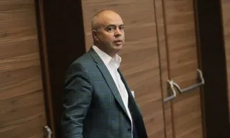 Свиленски: Радев да каже подкрепя ли партията на министрите си срещу БСП