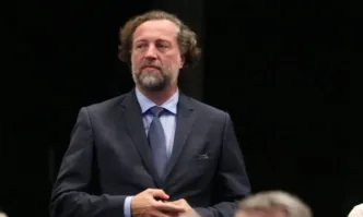 Митичните седем танкера на Кирил Петков всъщност са начин да