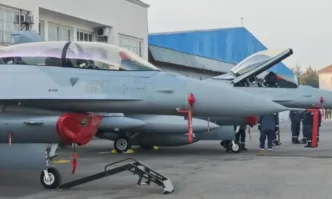 САЩ одобриха продажбата на допълнителни 125 ракети AIM 120C 8 AMRAAM и