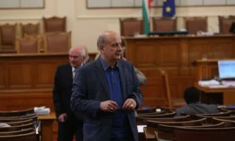Георги Марков: Депутат стана мръсна дума, държавата хрантути БСП, които с месеци ги няма в парламента