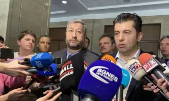 Николай Денков ще се ползва със специален статут на министър председател