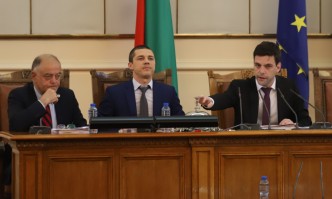 Иванов беше напълно неизвестен преди да го направят зам председател на