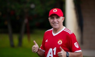 Легендата на българския футбол Христо Стоичков пусна традиционния си пост
