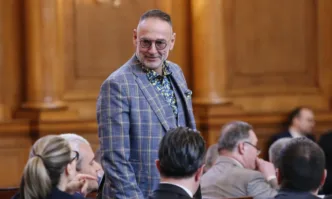 В момента имаме Игра на тронове в българската политика от