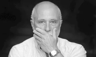 Близки колеги и приятели си взеха последно сбогом с актьора