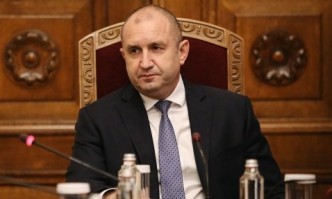 Радев повтаря думи на Доган за социалния вектор