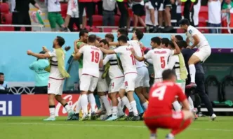 Уелс загуби втория си мач на Мондиал 2022 след драма дълбоко в продължението