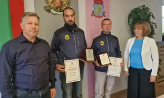 Казанлъшки пещерни спасители получиха почетни грамоти за участието им в спасителната акция в турската пещера Морджа