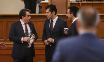 Рашков и Денков остават Нинова – вицеПреговарящите за съставяне на