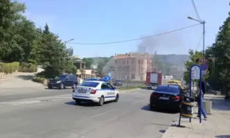 Голям пожар избухна в дом за възрастни хора в центъра