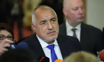 публикува в социалната мрежа най популярното изображение на светите братя Кирил