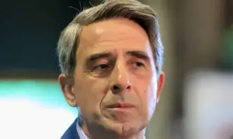 Плевнелиев: Радев абдикира от отговорността си, на президент не му отива да слезе на политическия терен