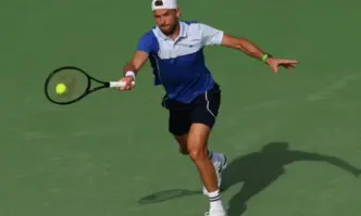 Григор Димитров започна с много трудна победа участието си на