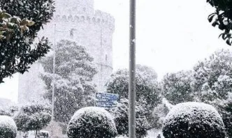 Зимна клопка: Гърция спря преминаването на камиони през Кулата и Илинден
