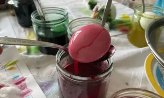 Великденската традиция оживя в Бачковския манастир: Боядисват 2026 яйца на Велики четвъртък