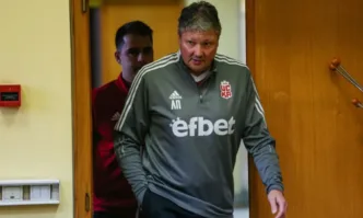 Любослав Пенев е хвърлил оставка и е пред раздяла с