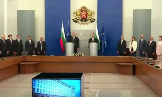 Кабинетът на Румен Радев официално поема властта в МС
