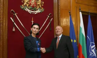 Възможностите за оказване на хуманитарна и военно техническа помощ на Украйна