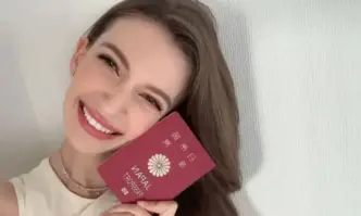 Мис Япония върна короната си заради афера с женен мъж