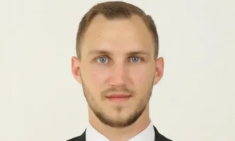 Христо Иванов е политолог юрист предприемач общественик и защитник на