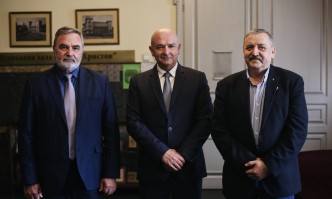 Гражданска инициатива отличи с плакети началника на Военномедицинска академия ВМА