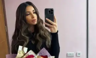 Плеймейтката Катрин Йорданова която миналият месеца стана популярна с клип