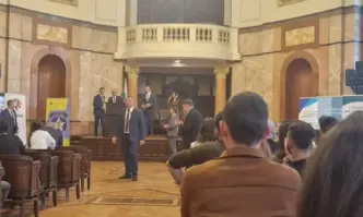 Последното събитие на Николай Денков като премиер под надслов Младите