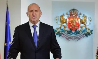 Президентът говори за драматичен симптом за разрив между политическата класа