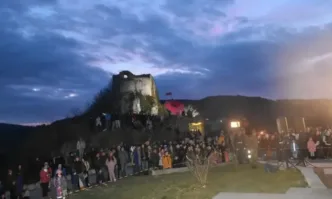 Възпоменателна церемония с военен ритуал се проведе на 18 февруари