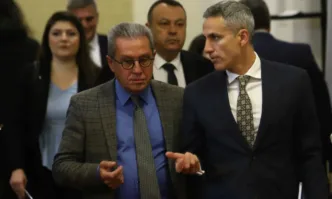 От Фейсбук профила на Миролюба БенатоваАко до довечера не видя