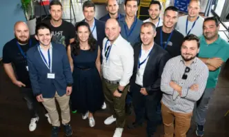 Компаниите част от новата кохорта са генерирали приходи от над