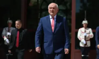 На 26 август понеделник от 10 00 часа държавният глава Румен