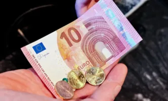 Българите посрещнаха първите 48 часа от членството на страната в