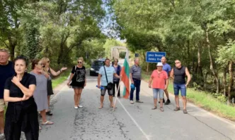 Те искат да строят но екозащитници и активисти са противСобственици