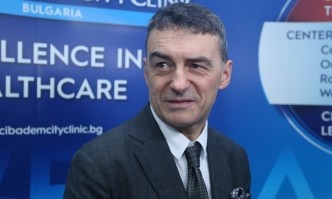Проф. Иво Петров определи планът на правителството срещу коронавируса за катастрофален