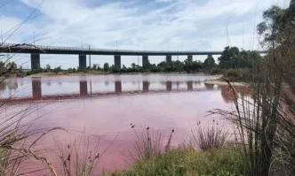 Природен феномен – розово езеро в Австралия (ВИДЕО)