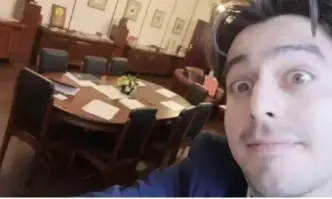 От профила във Фейсбук на Венци Мицов – журналист Улисани