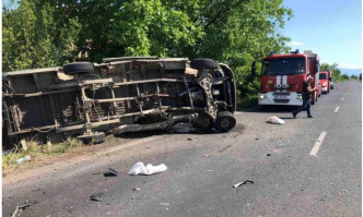 Тежка катастрофа на пътя Пловдив-Карлово, има загинали