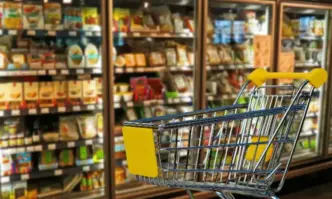 Всеки търговец е длъжен предварително да постави на видно място